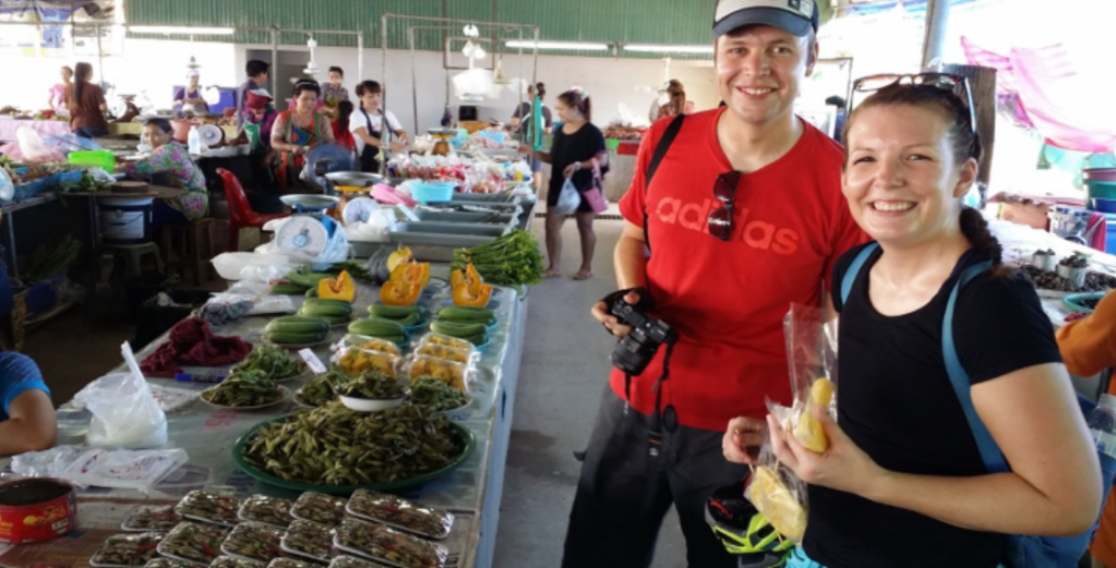 guide trekking chiang rai thailand off the beaten tracks english mountain hilltribe